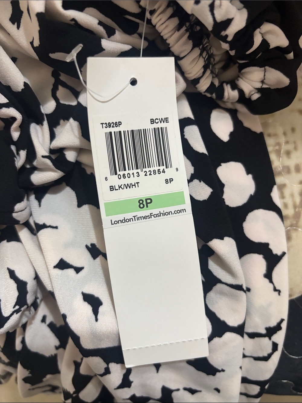 London Times petite ‘faux’ wrap dress - black and white print. NWT - Picture 6 of 7